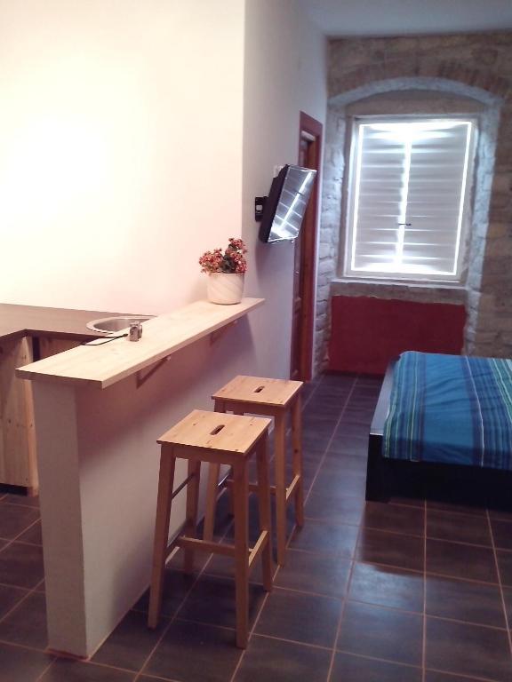 Apartments Madirazza 트로기르 객실 사진